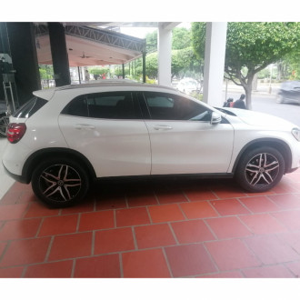Gip851 Mercedes Benz Gla200 Blanco Polar 2020